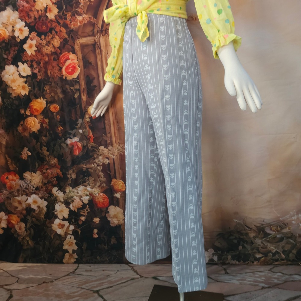 Vintage 1970s Pants High Waisted Gray White Stripe Floral Wide Leg ILGWU USA